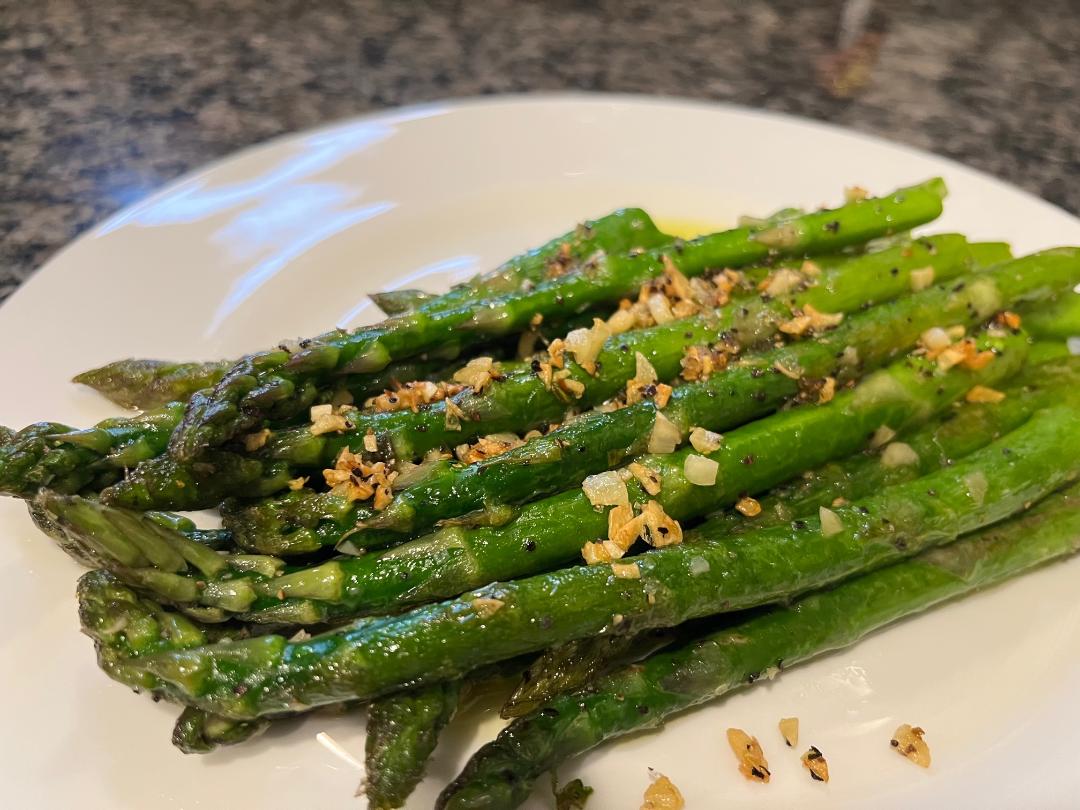 Featured image for “Simple Garlic Asparagus”