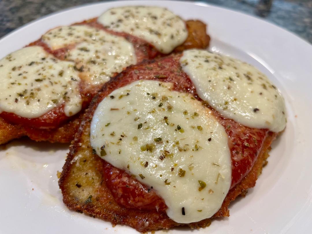 Featured image for “Chicken Parmesan 🤤”