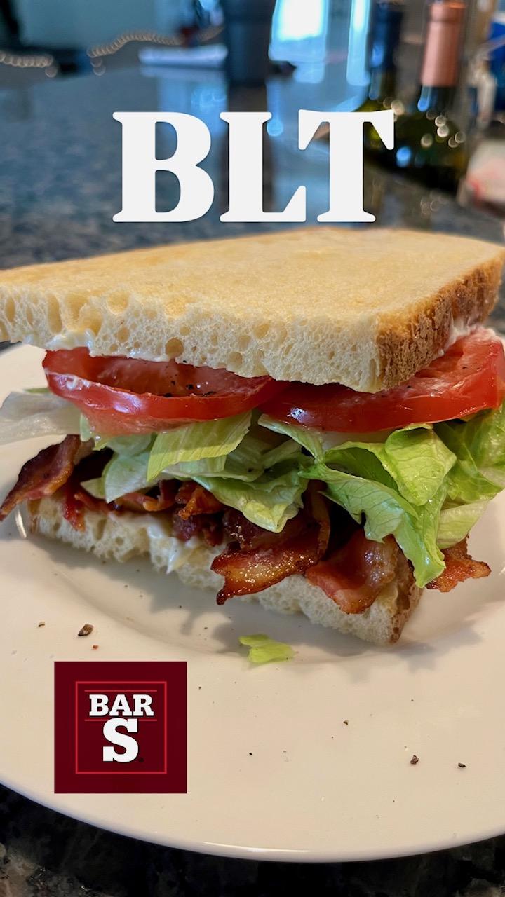 Featured image for “BLT Sandwich using some delicious Bar S BACON!!! 🥓🥬🍅🥪 #blt #barsfoods #bacon #mobiskitchen”